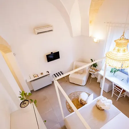La Casa Della Zia לינה וארוחת בוקר סן פנקרציו סלנטינו
