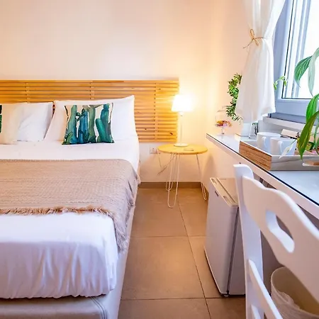 La Casa Della Zia לינה וארוחת בוקר סן פנקרציו סלנטינו