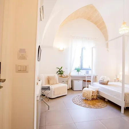 La Casa Della Zia Nocleg ze śniadaniem 3*