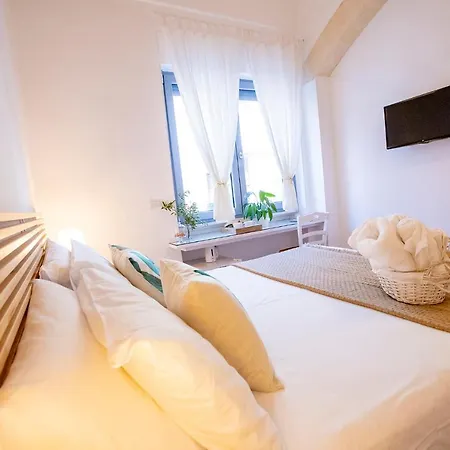 La Casa Della Zia Nocleg ze śniadaniem 3*